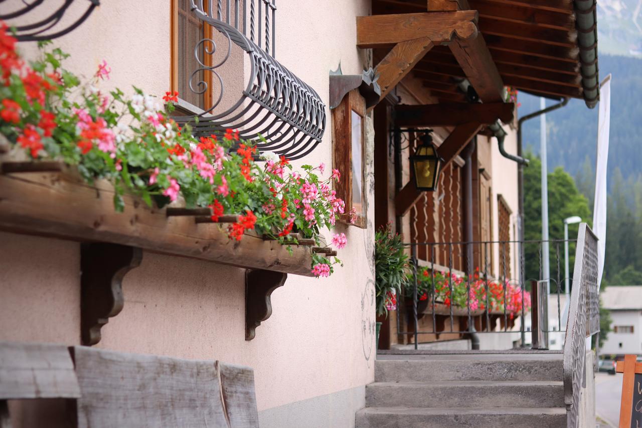 Hotel Alte Post Selfranga ภายนอก รูปภาพ
